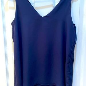 Lilly tank